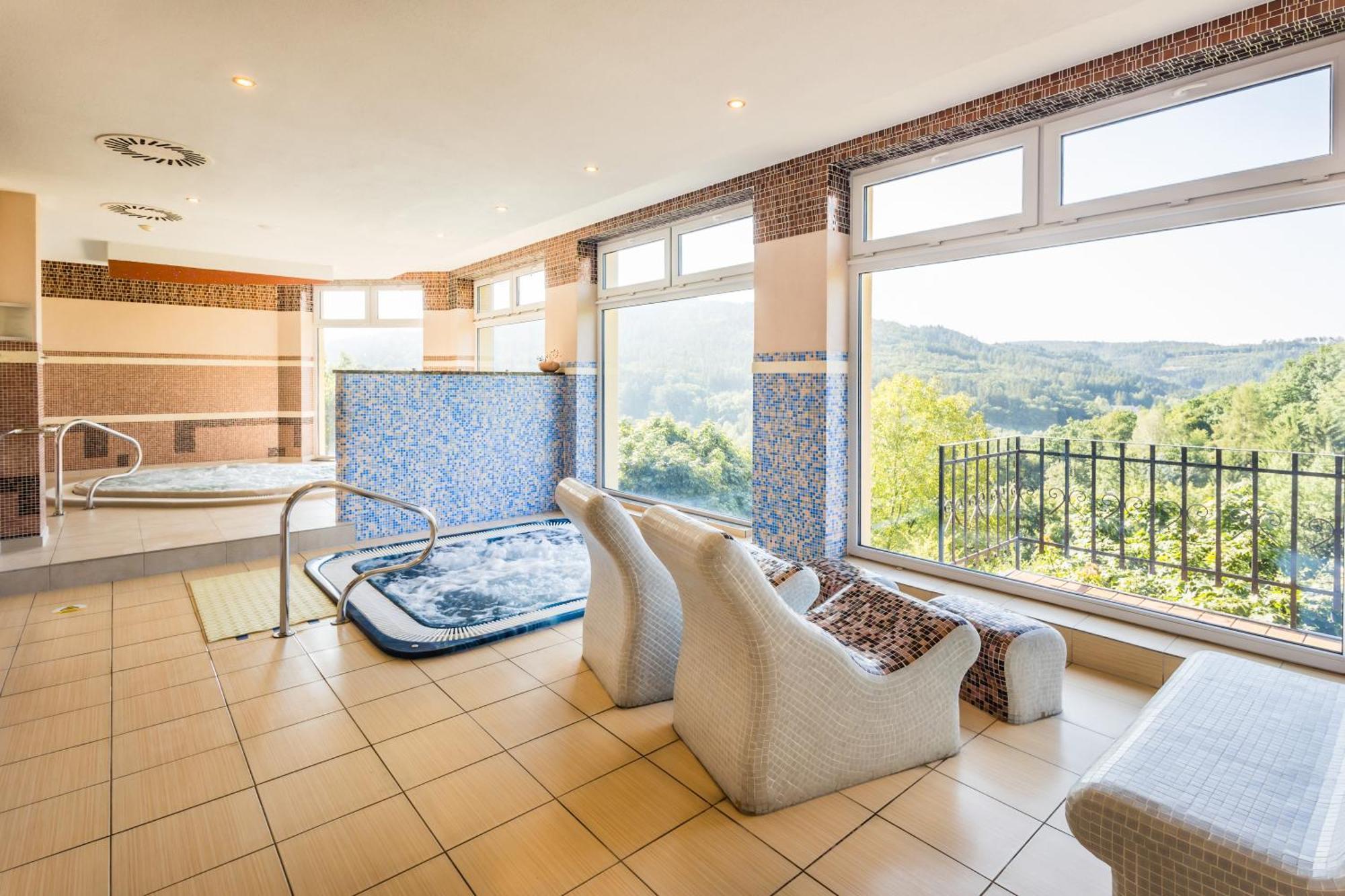 Lazensky A Wellness Nivamare Hotel